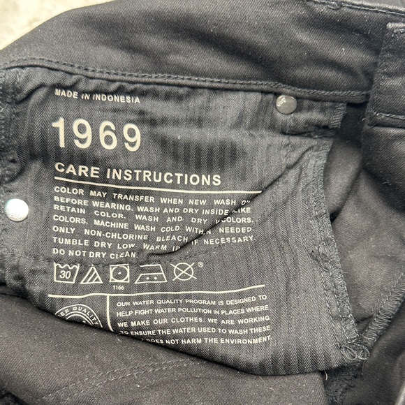 GAP Classic Black Skinny Legging Jeans - Picture 4 of 7